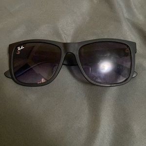 Ray ban sun glasses